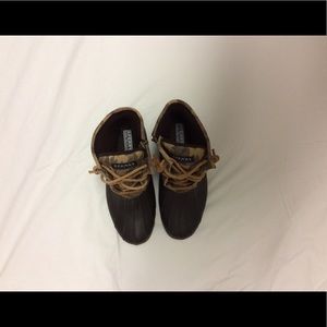 Sperry boots